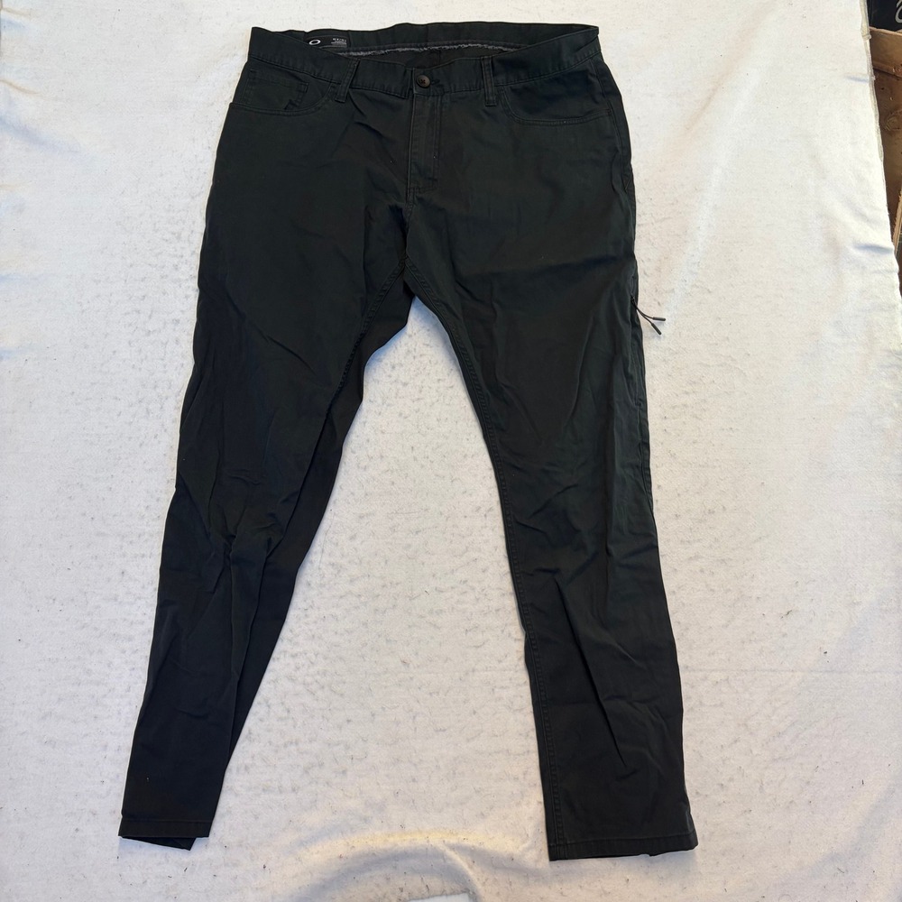 Oakley Slim Straight Pants Mens 40x32 Black Stretch Casual Outdoor
